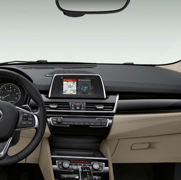 Cockpit BMW 2 Series Gran Tourer Model Sport Line Cockpit BMW 2 Series Gran Tourer 220d Model Sport Line F46 2018 interior