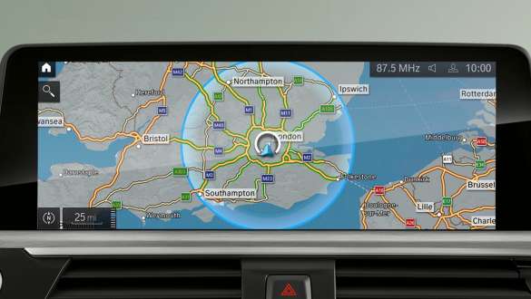 Plug-in hybrid BMW 3 Series Sedan 2021 G20 navigation system Plug-in hybrid BMW 3 Series Sedan 2021 G20 navigation system close-up