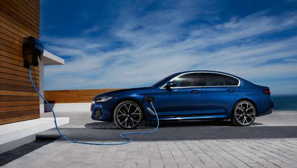 BMW 530e Plug-in hybrid G30 BMW 530e Plug-in hybrid G30 engine