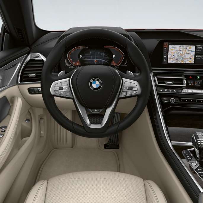 Base model cockpit BMW 8 Series Gran Coupé, base model cockpit