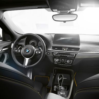 Cockpit BMW X2 F39 BMW X2 2018 F39 cockpit interior