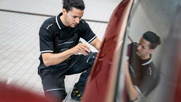 BMW brake service Check-up and Maintenance BMW brake service Check-up and Maintenance BMW employee checks the brakes of a BMW vehicle