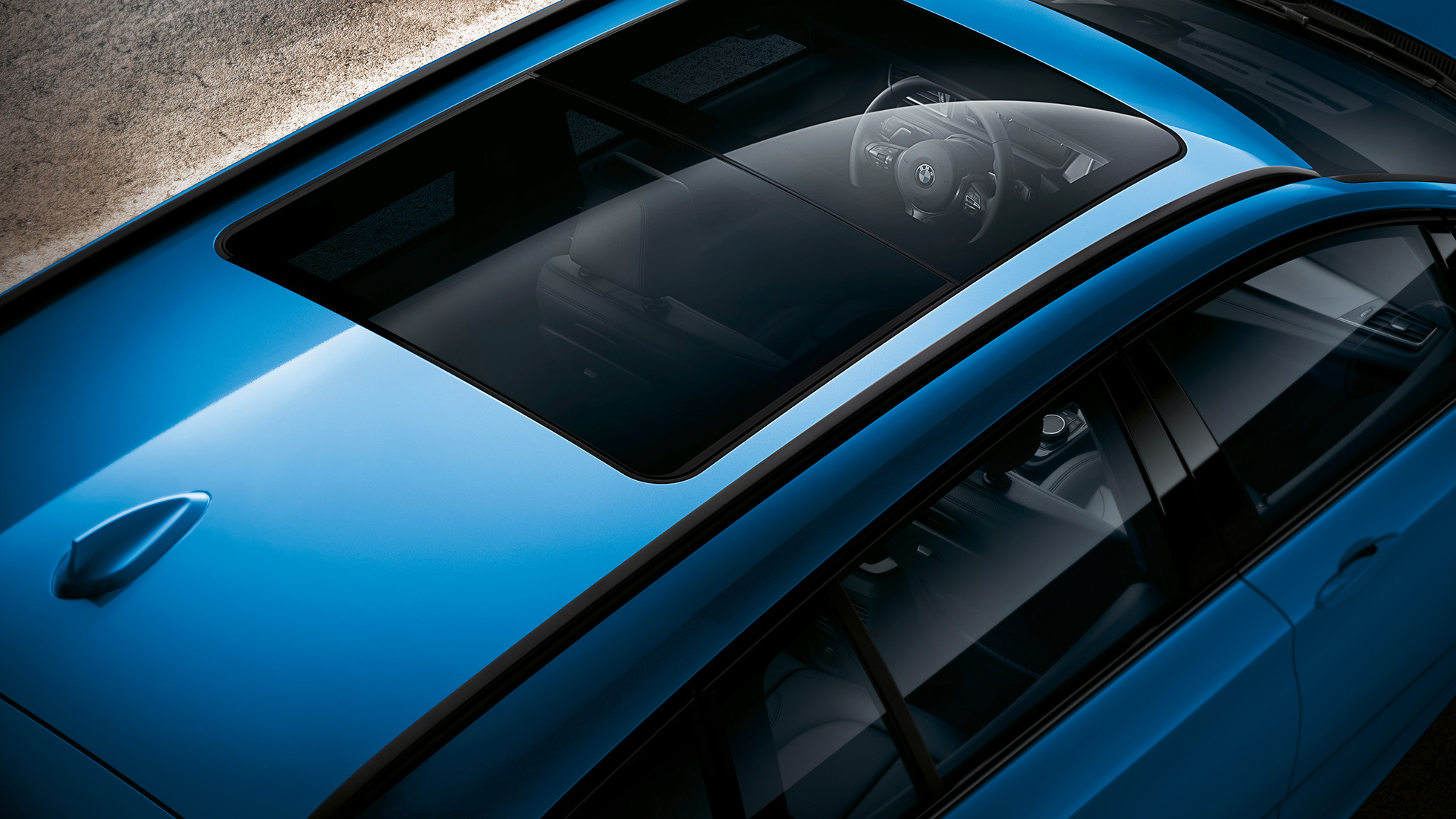 Panorama glass roof BMW 2 Series Gran Tourer Panorama glass roof BMW 2 Series Gran Tourer F46 Facelift 2018 Misano Blue metallic bird’s-eye view