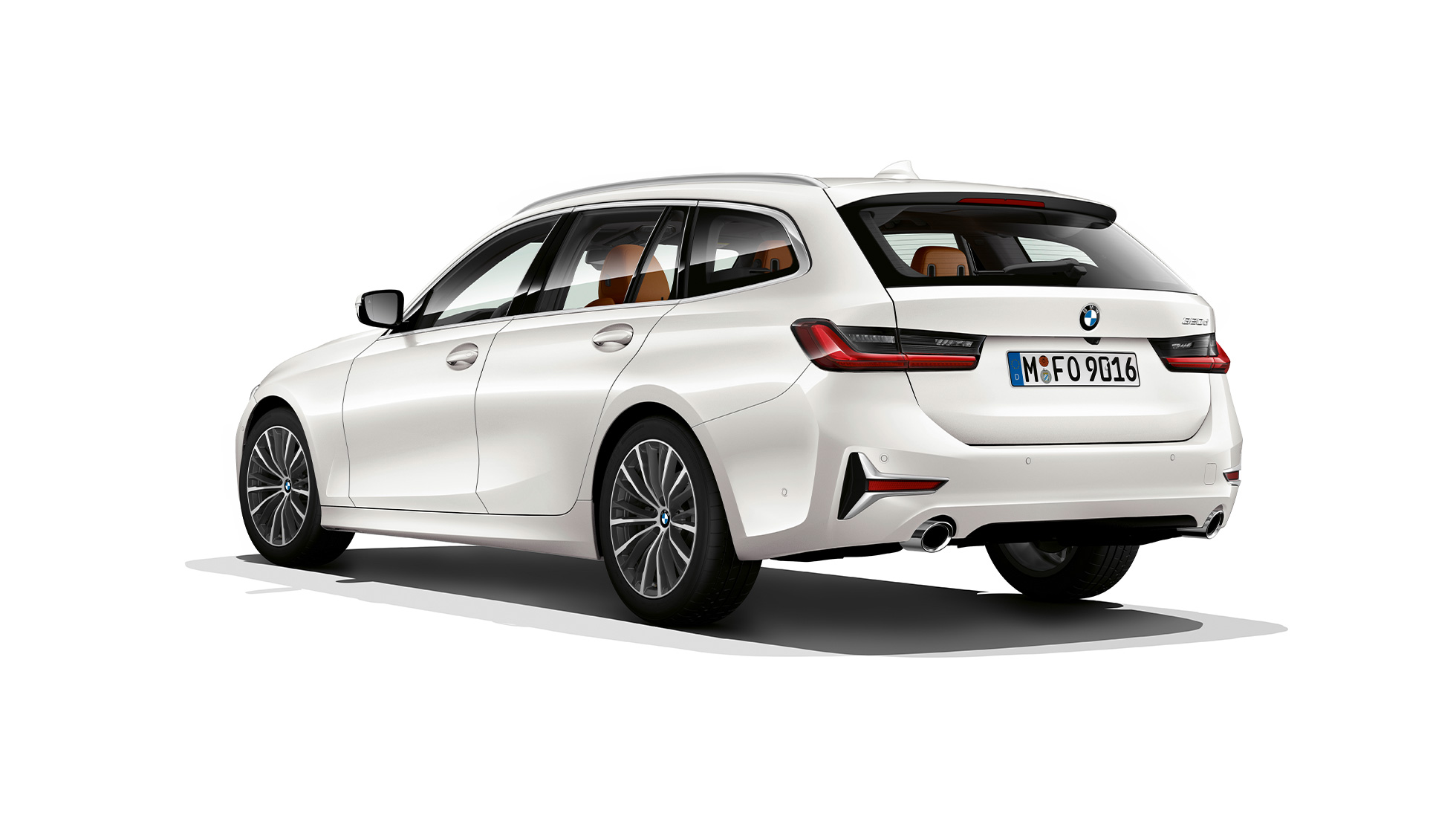 Model Luxury Line three-quarter rear shot BMW 3 Series Touring, Model Luxury Line three-quarter rear shot
