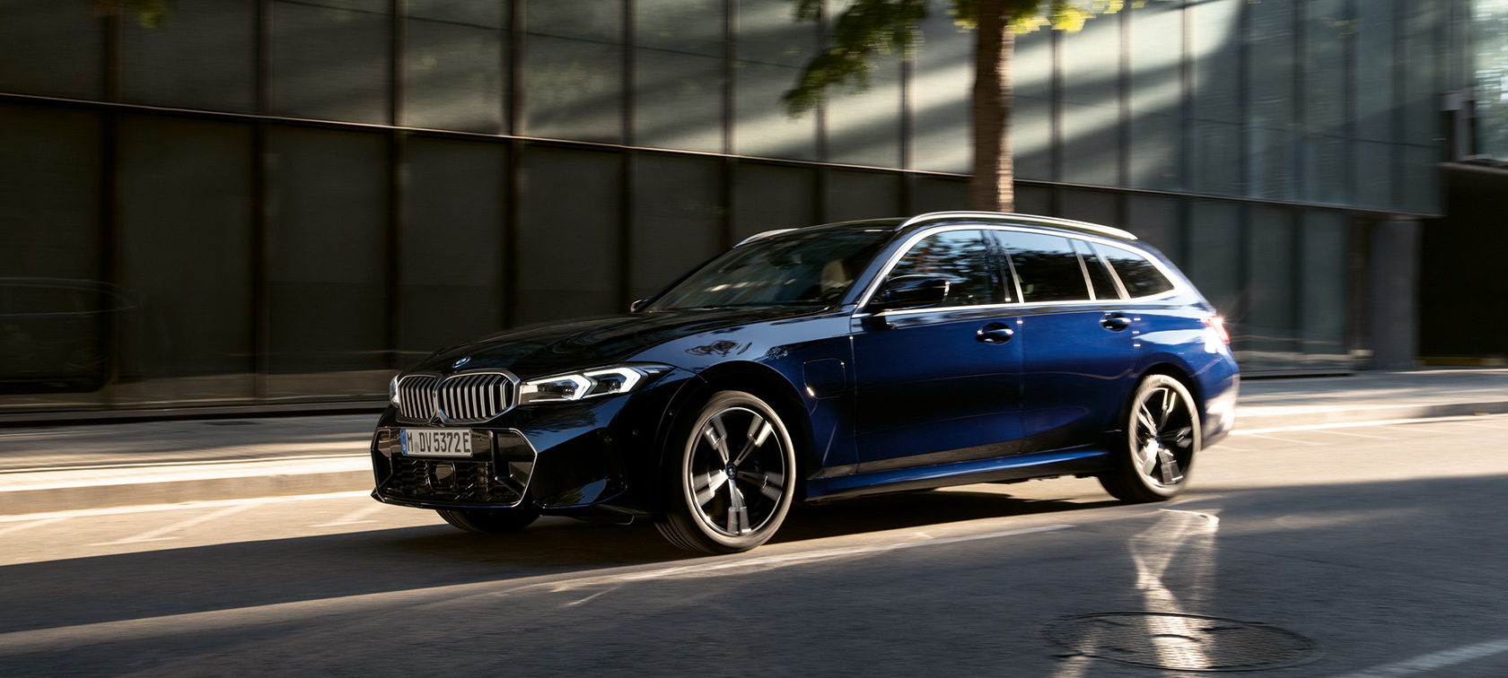 BMW 3 Series Touring LCI G21 digital technologies video BMW 3 Series Touring LCI G21 digital technologies video
