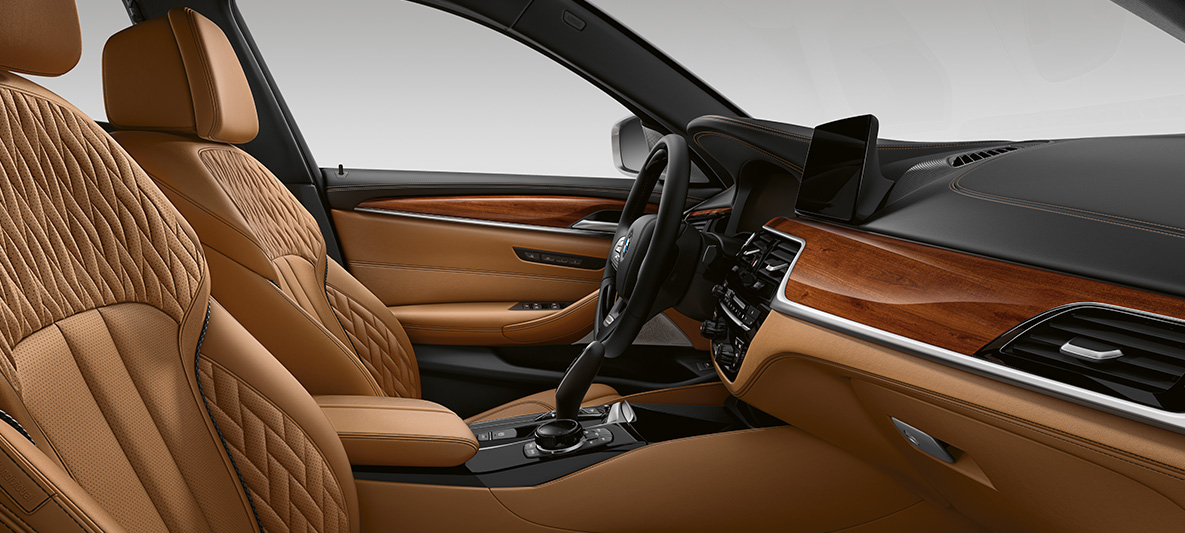 Full leather BMW 5 Series Touring G31 Individual Interior Full leather BMW 5 Series Touring Individual G31 Facelift 2020 interior cockpit