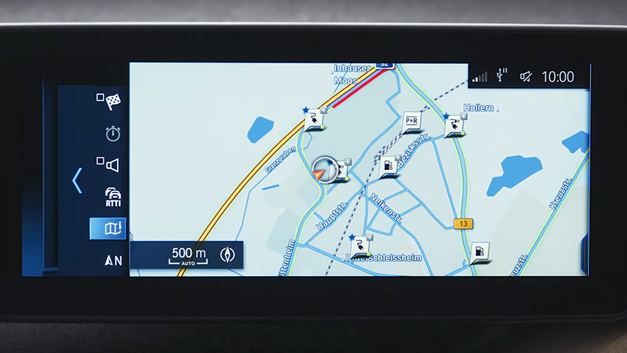 BMW plug-in hybrid navigation system BMW X2 F39 BMW plug-in hybrid navigation system close-up