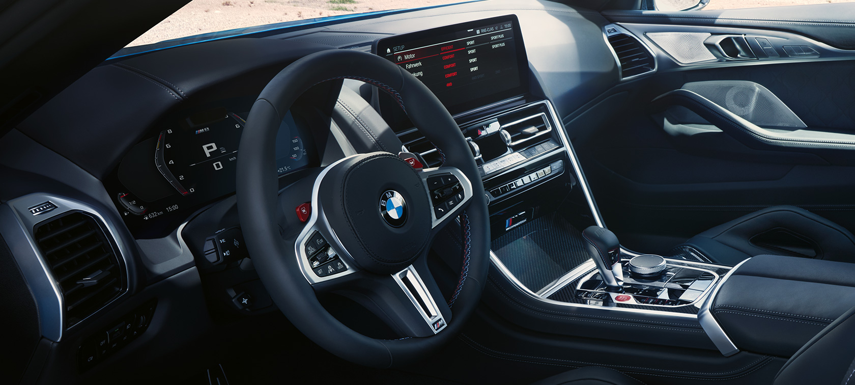 M leather steering wheel BMW M8 Competition Coupé F92 LCI Facelift 2022 cockpit BMW M8 Competition Coupé F92 LCI Facelift 2022 cockpit Control Display M leather steering wheel