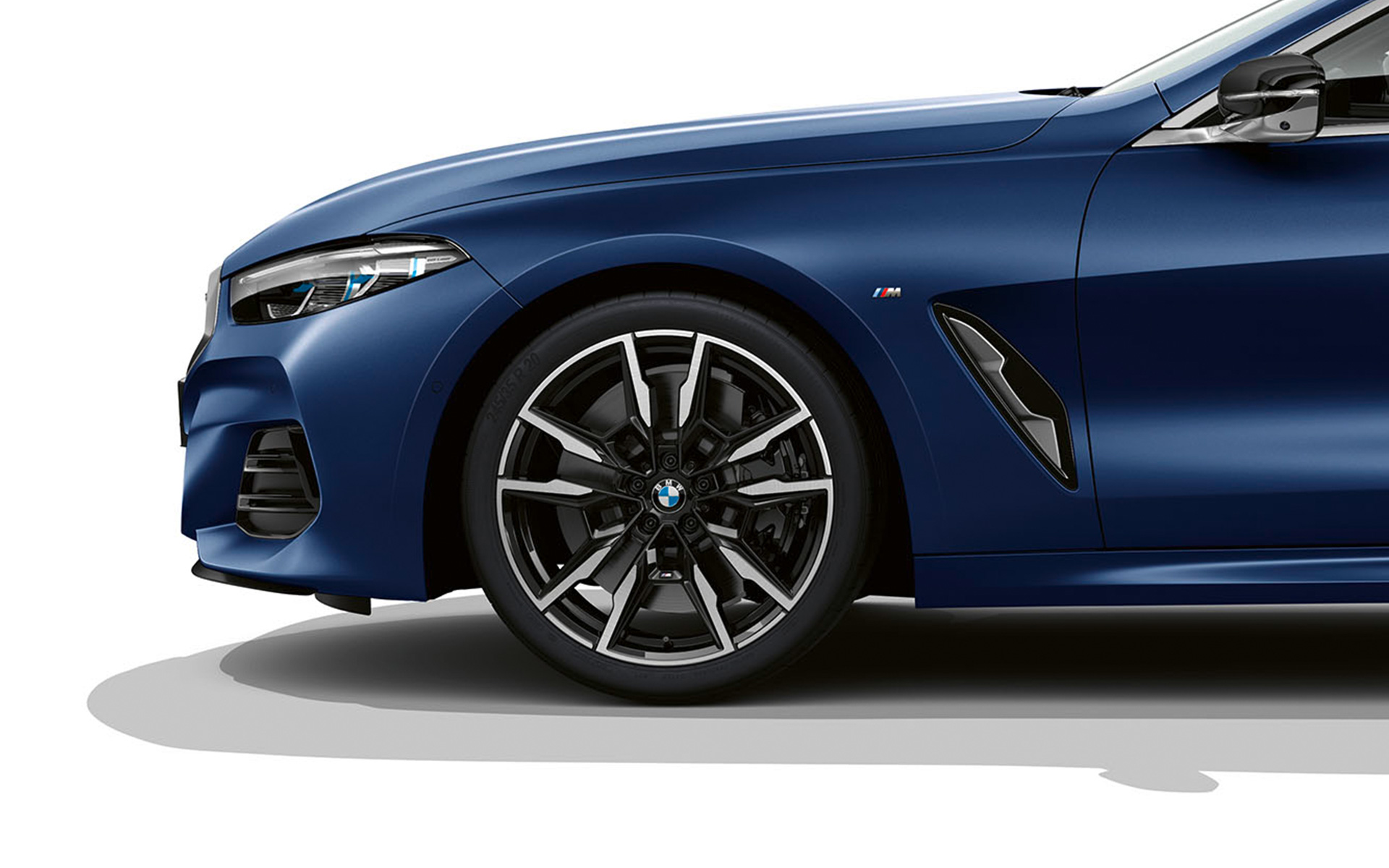 M light alloy wheels Double-spoke style 895 M Bicolour BMW M850i xDrive Gran Coupé G16 LCI Facelift 2022 BMW M850i xDrive Gran Coupé G16 LCI Facelift 2022 M light alloy wheels Double-spoke style 895 M Bicolour