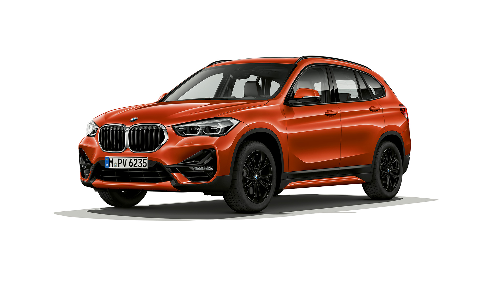 BMW X1, Model Sport Line, three-quarter front view BMW X1, Model Sport Line, three-quarter front view studio shot