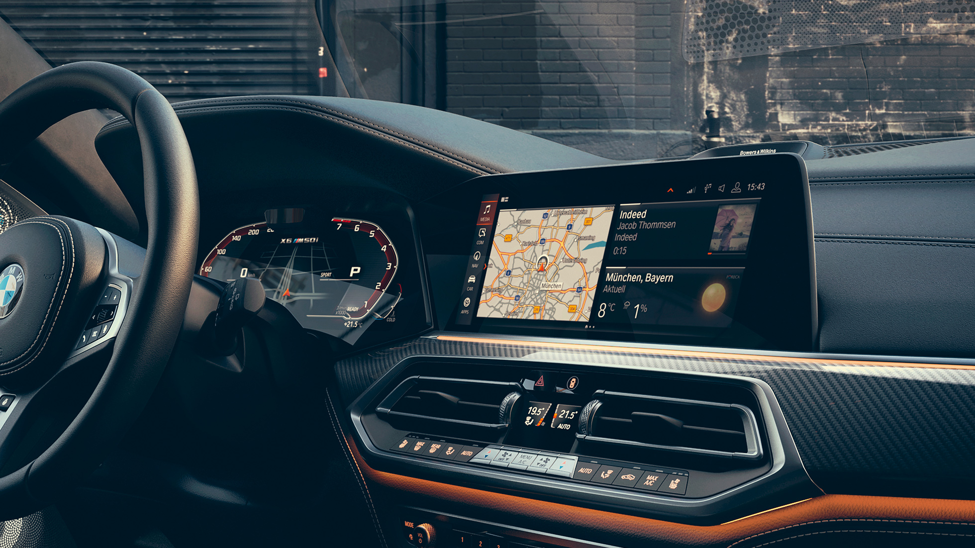 Cockpit with view of 12,3“ Displays. BMW X6 cockpit with view of 12,3“ Displays.