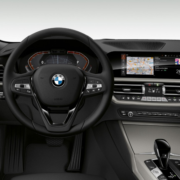 BMW 3 Series Sedan, Model Advantage Cockpit. Frontal close-up of the driver's cockpit of the BMW 3 Series Sedan with model Advantage features.